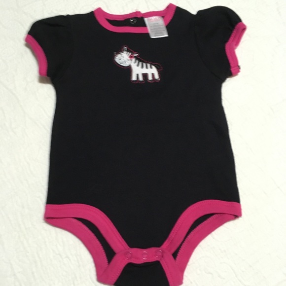 18m (4/$20) 4 Pieces to Mix and Match - Girl Onesie/Tees and Leggings - Picture 2 of 14